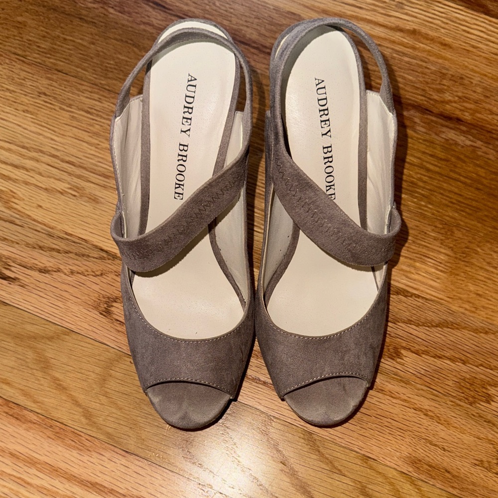 Audrey Brooke Taupe Wedge Sandals - Picture 2 of 4